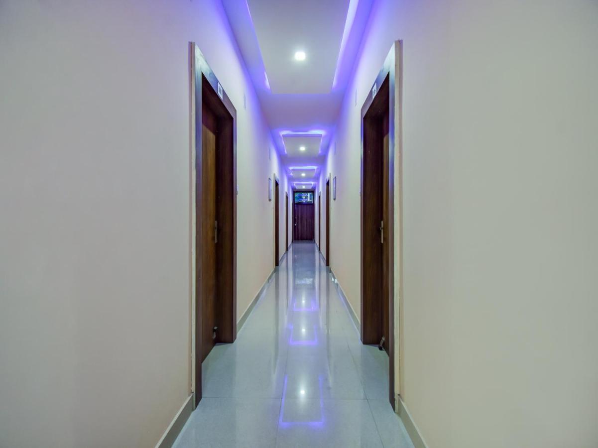 Oyo 79654 Pacific Hotel Jharsuguda Esterno foto